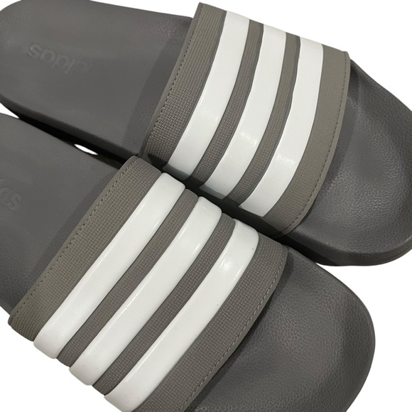 NWT, Men's Adidas Adilette Shower Slides Grey/White, Sz 11 - Picture 10 of 11